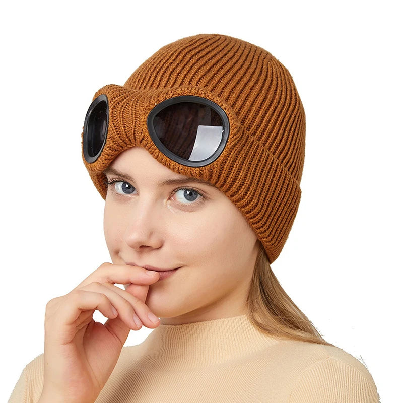Unisex Knitted Winter Hat With Goggles