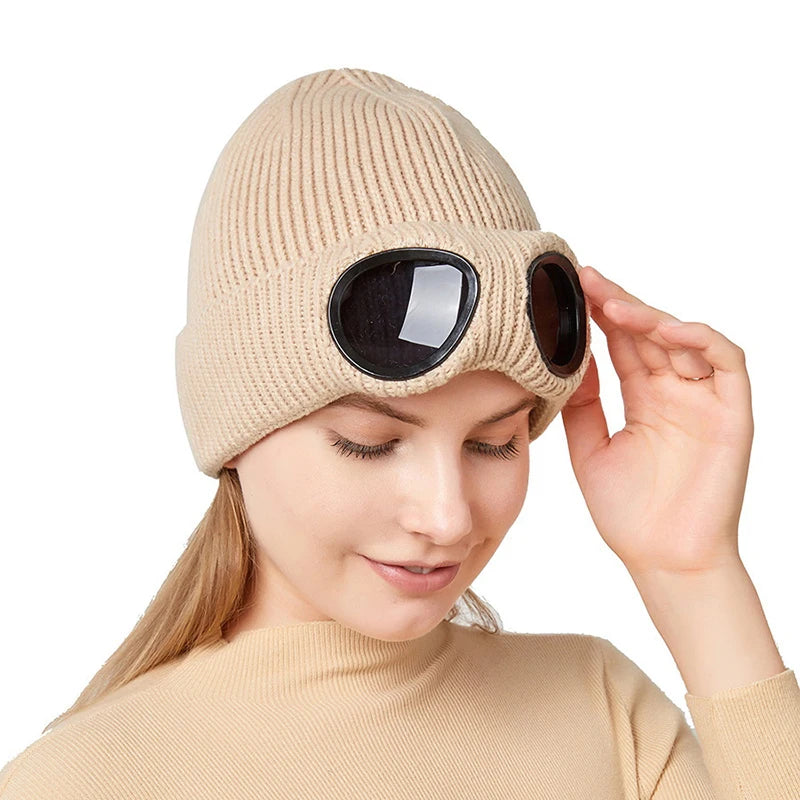 Unisex Knitted Winter Hat With Goggles