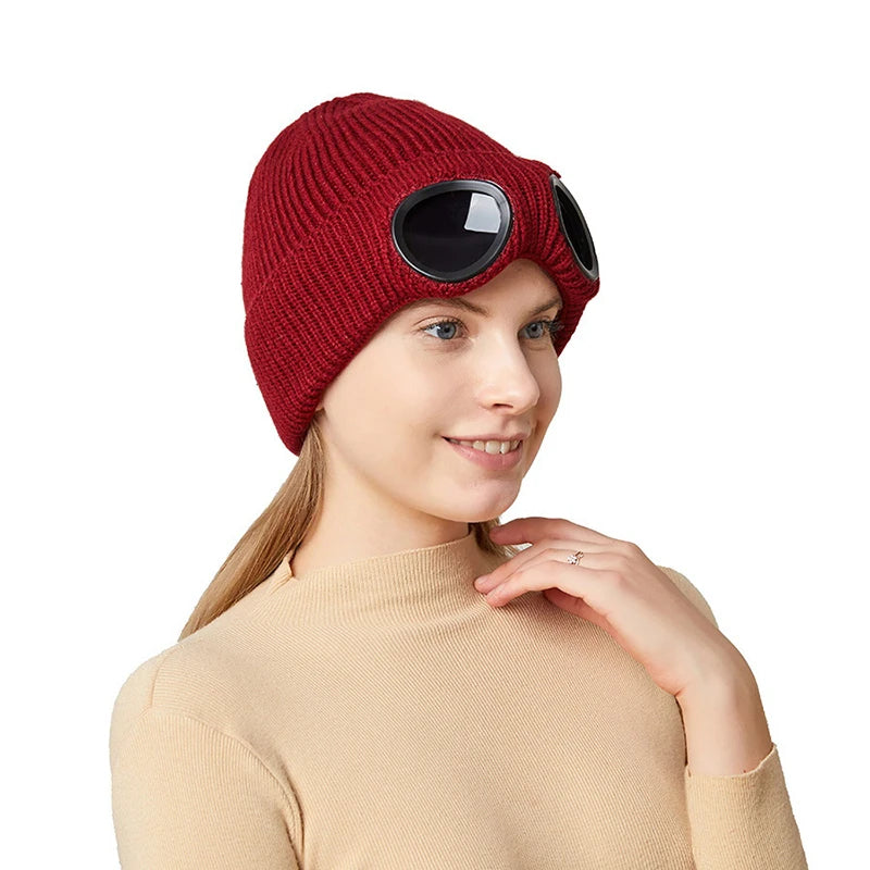 Unisex Knitted Winter Hat With Goggles
